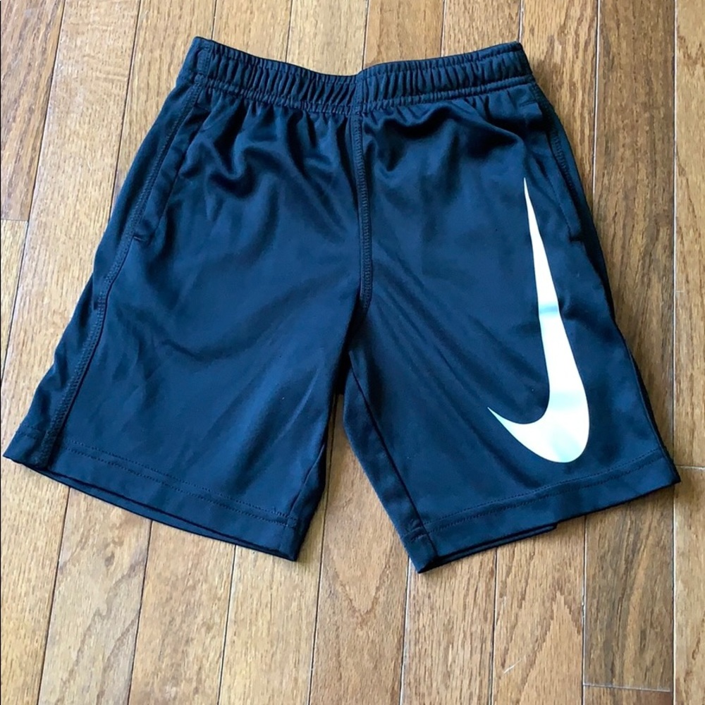 NIKE DRI -FIT